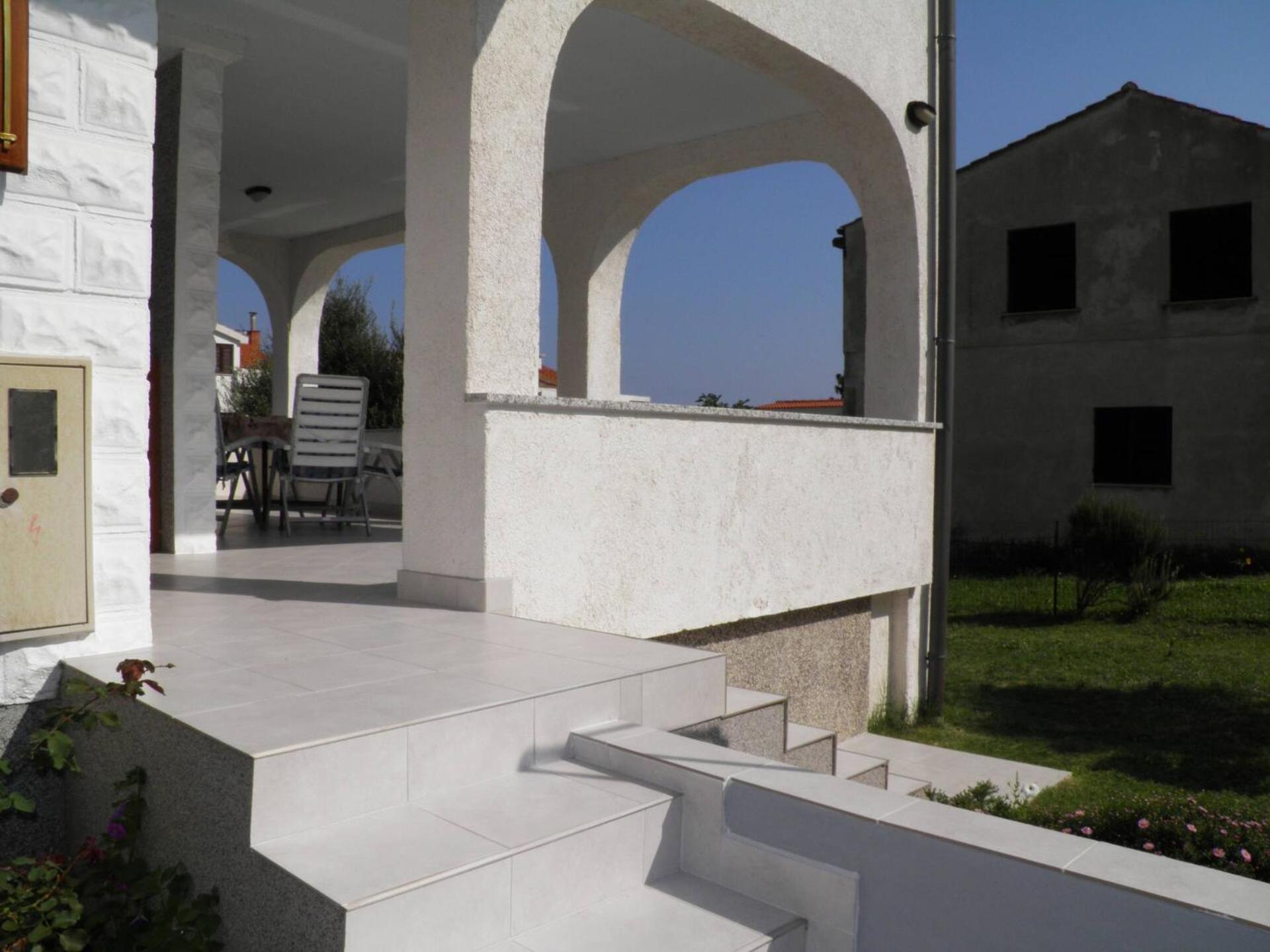 Apartments Klaric Baška Екстериор снимка