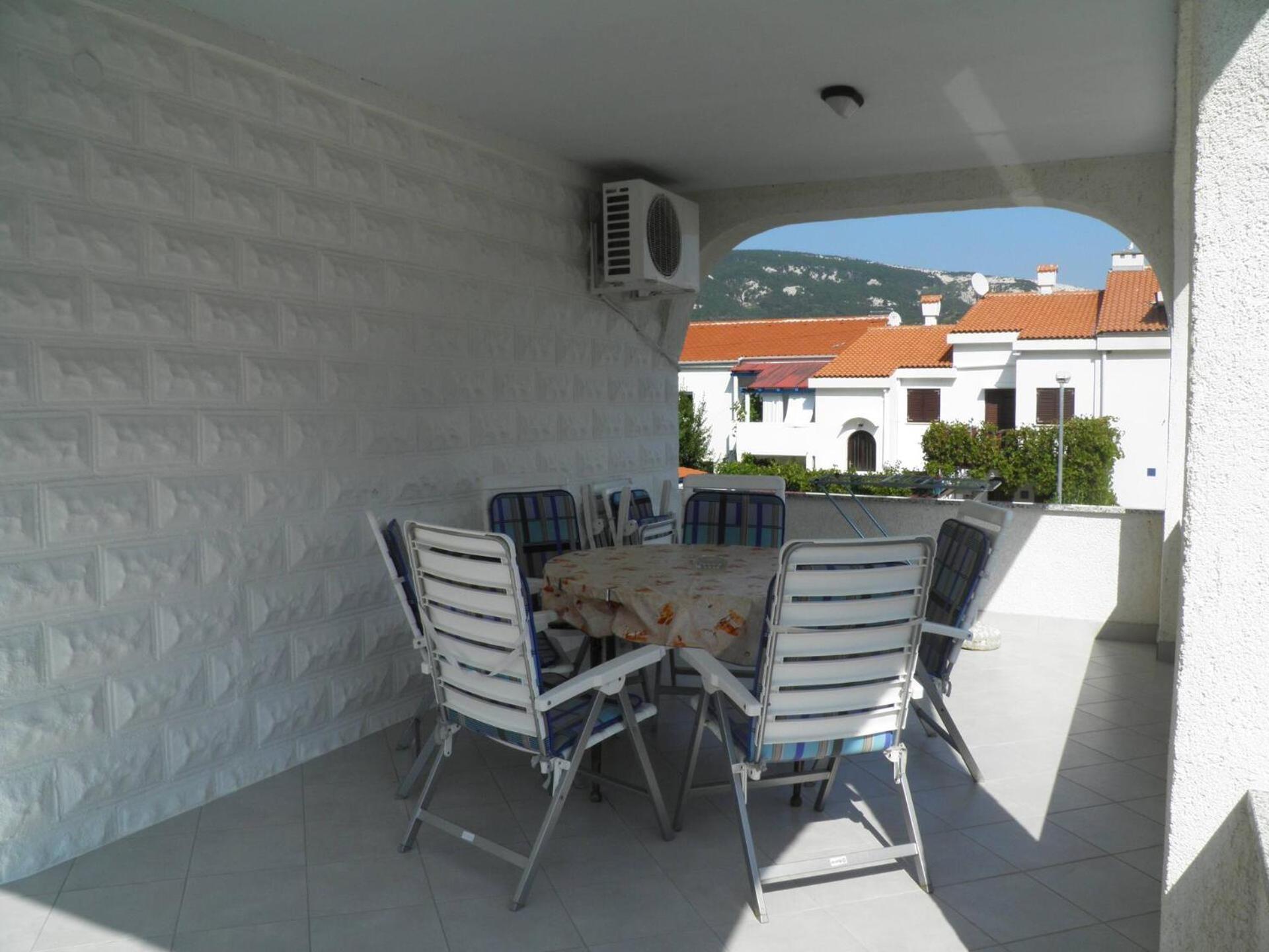 Apartments Klaric Baška Екстериор снимка