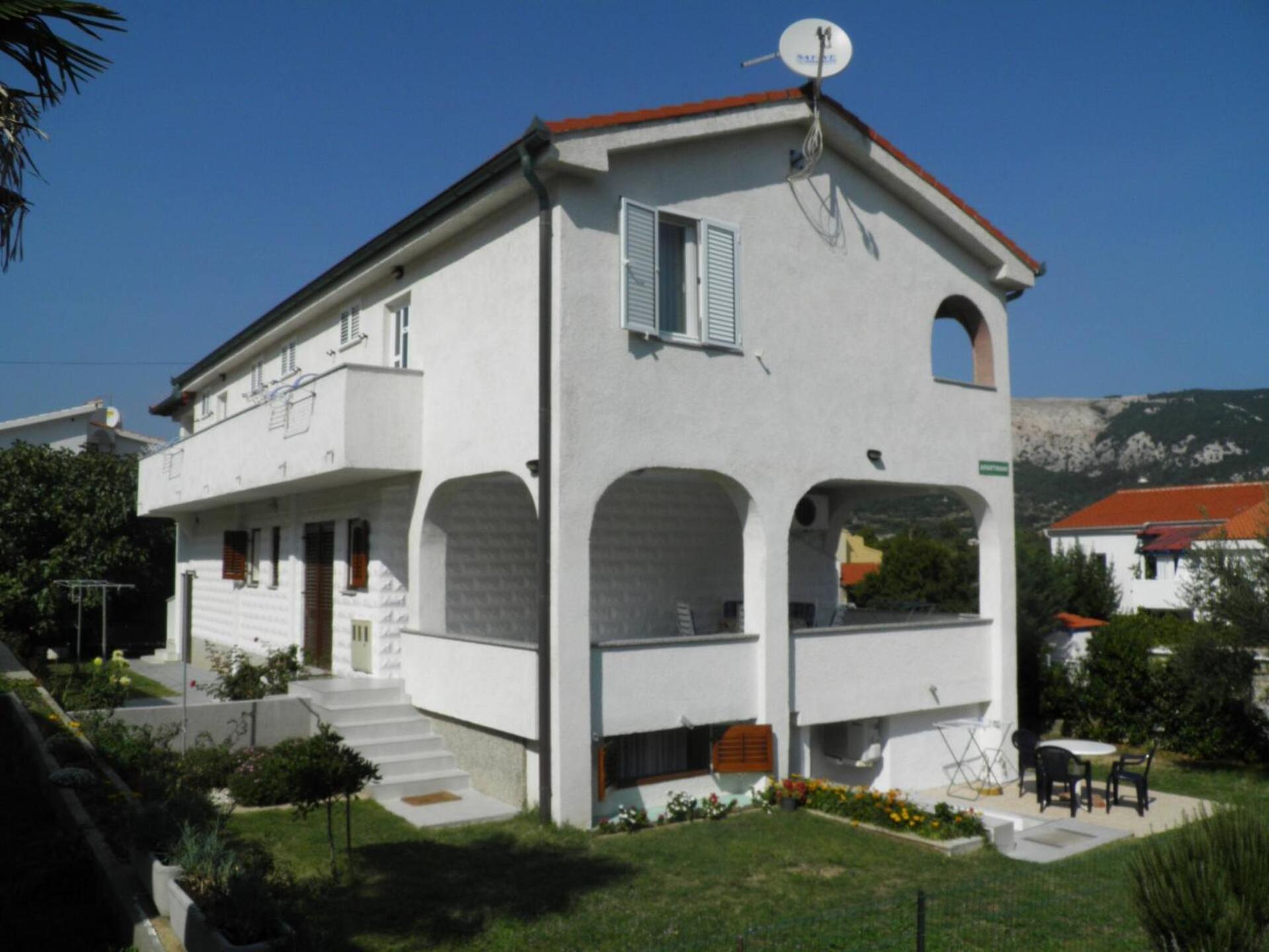 Apartments Klaric Baška Екстериор снимка
