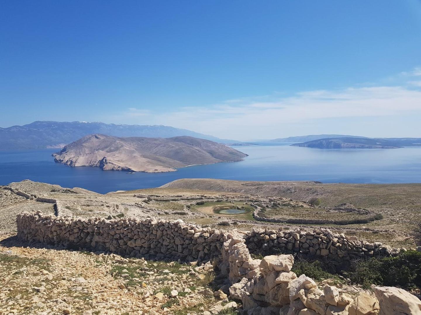 Apartments Klaric Baška Екстериор снимка